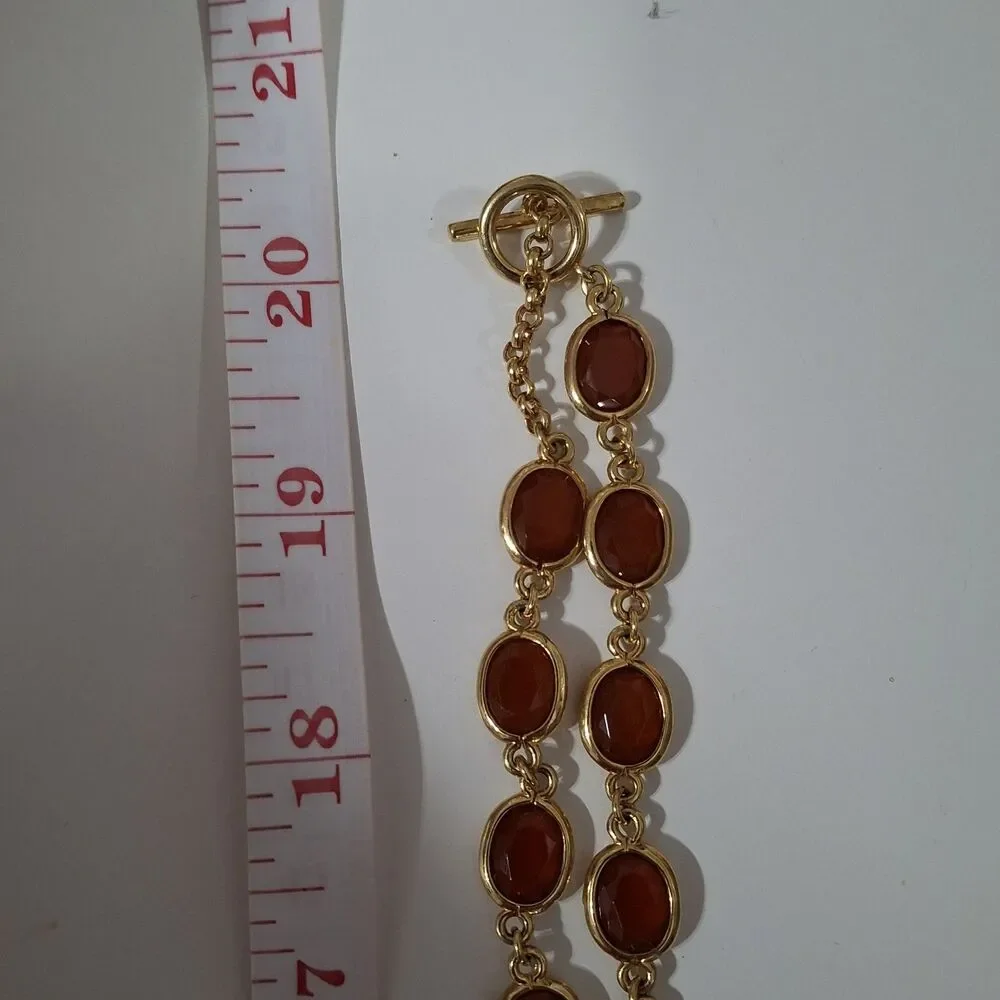Unbranded gold tone